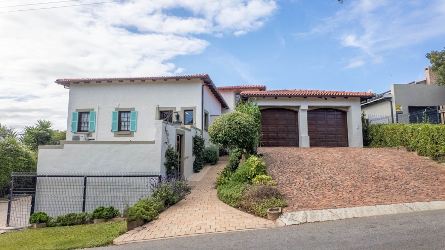 6 Bedroom Property for Sale in Kingfisher Creek Western Cape